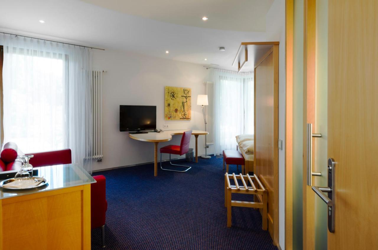 Parkhotel Schillerhoehe 마르바흐암넥카 외부 사진